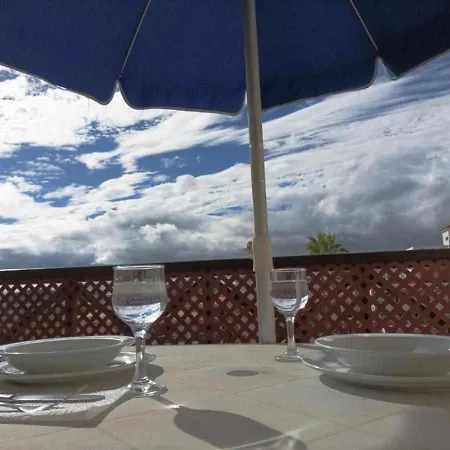 Apartamento Golf Del Sur Con Vistas A La Piscina Compartida Apartment San Miguel de Abona